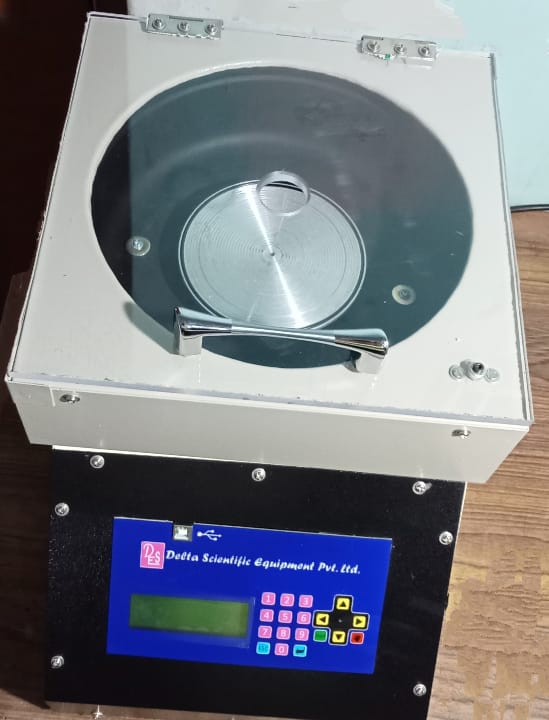 Deltaspin Mc-6 Programmable Spin Coater - Coating Speed: 12000 Rpm