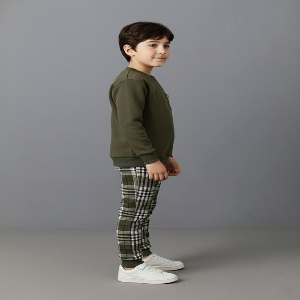 Kids clothing set for boys and girls
