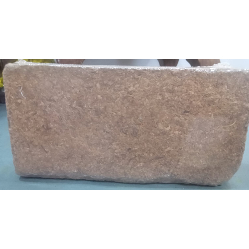 650 GM Cocopeat Brick