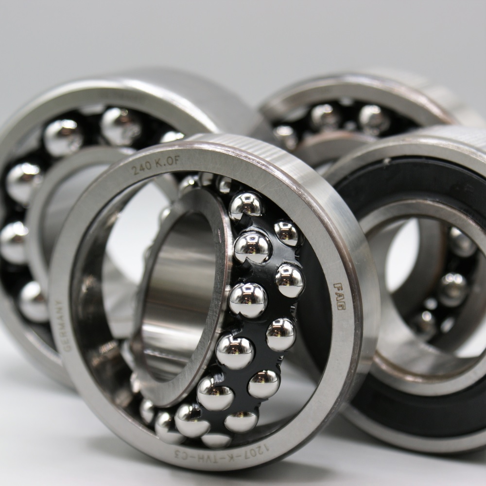 Self Aligning Ball Bearing - High Precision Steel, 25mm Inner Diameter, Low Friction Performance - Ideal For Rotational Applications
