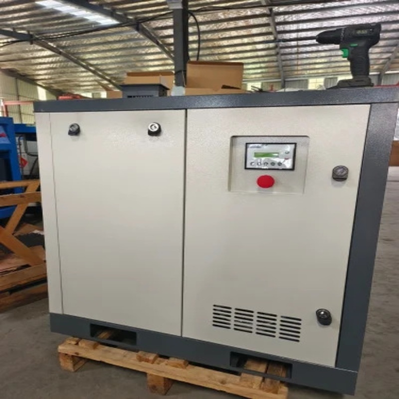 10 Hp Air Compressor - Air Flow Capacity: 200 Cfm