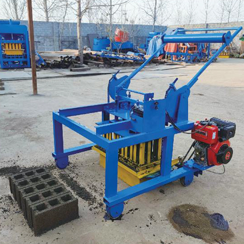 Qm445 Diesel Movable Block Machine - Capacity: 4000-5000 Bricks/8 Hours