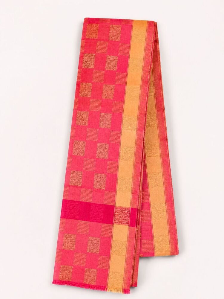 Oswal Woolen Shawl - Feature: Warm