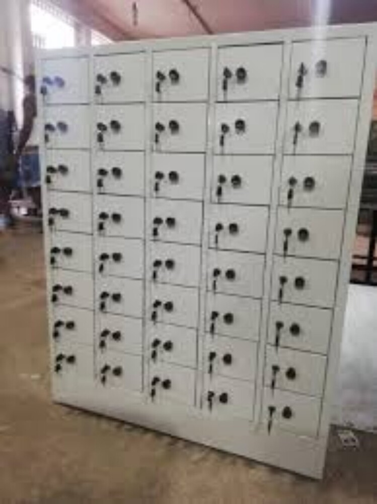 40 Steel Locker