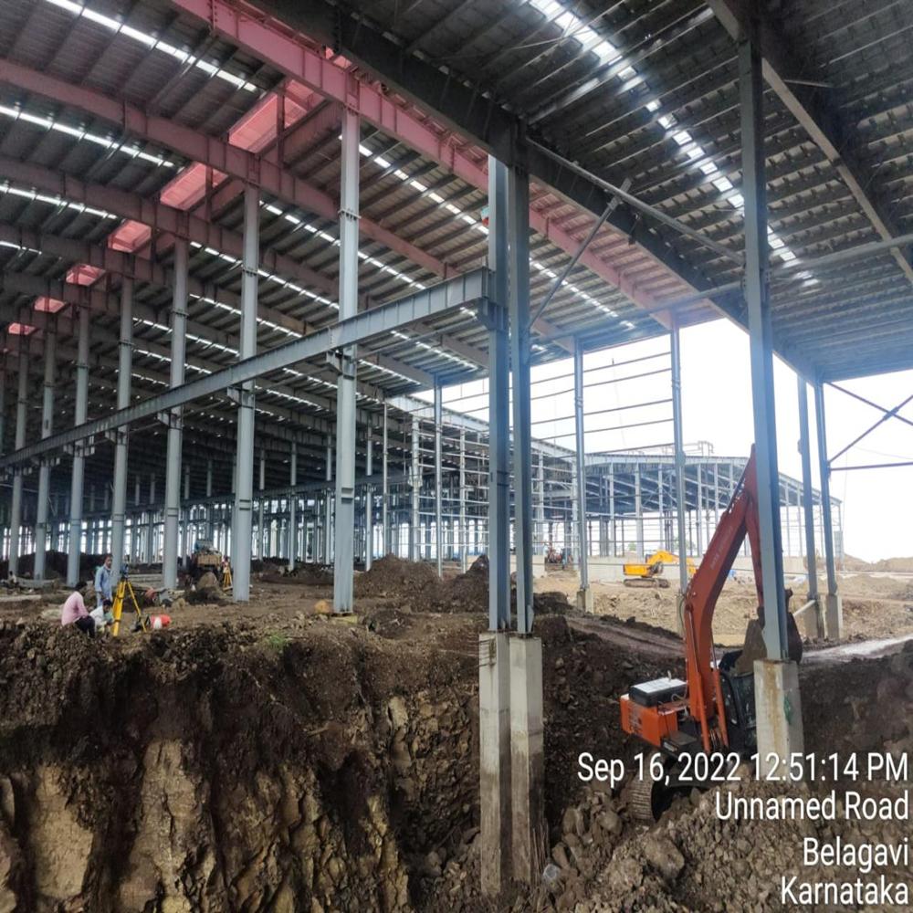 Prefabricated Building Structure - Steel, Aluminum Sheet Roof, Concrete Floor | Versatile Use For Warehouse & Workshop, Various Color Options, 10-15 Years Lifespan