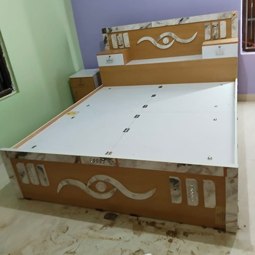 Marble Finish Elegant Bed - Dimension (L*w*h): 84 X 72 X 48 Inch (Approx)