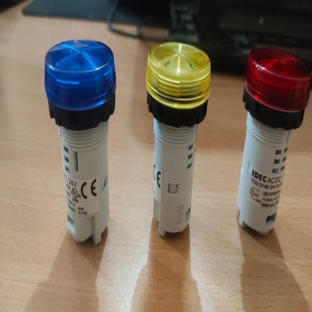 Led Push Button - High-grade Plastic, 22mm Diameter, Red, Silver Alloy Contacts, Ip40 Protection, Spst Momentary Switch