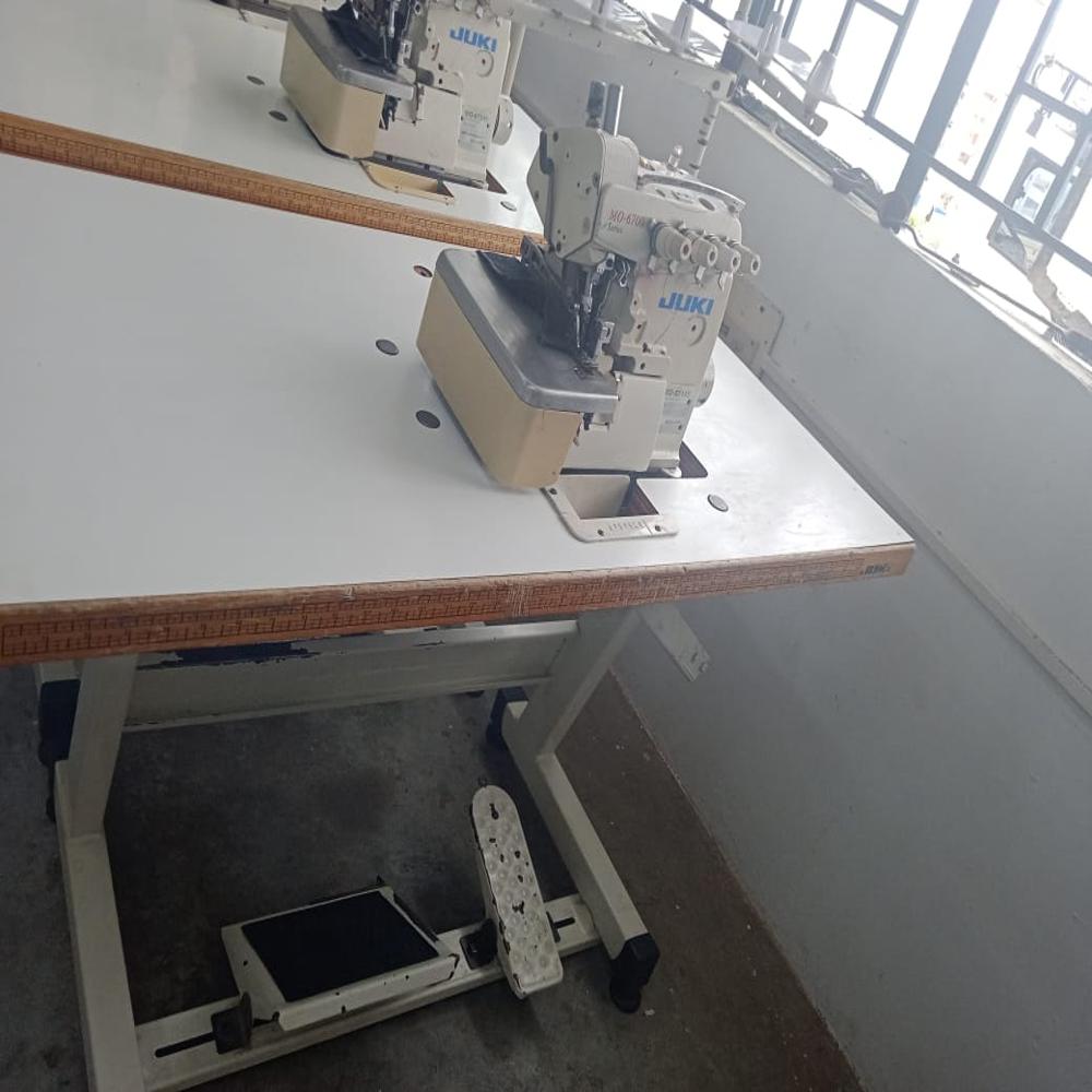 JUKI MO 6700 OVERLOCK SEWING MACHINE