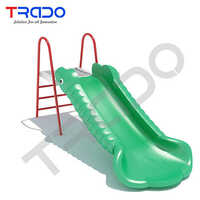 Tr17 Playground Slide - Age Group: 3-13