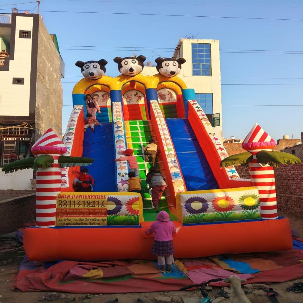 3 Slide Trampoline - Age Group: 3a 15 Years