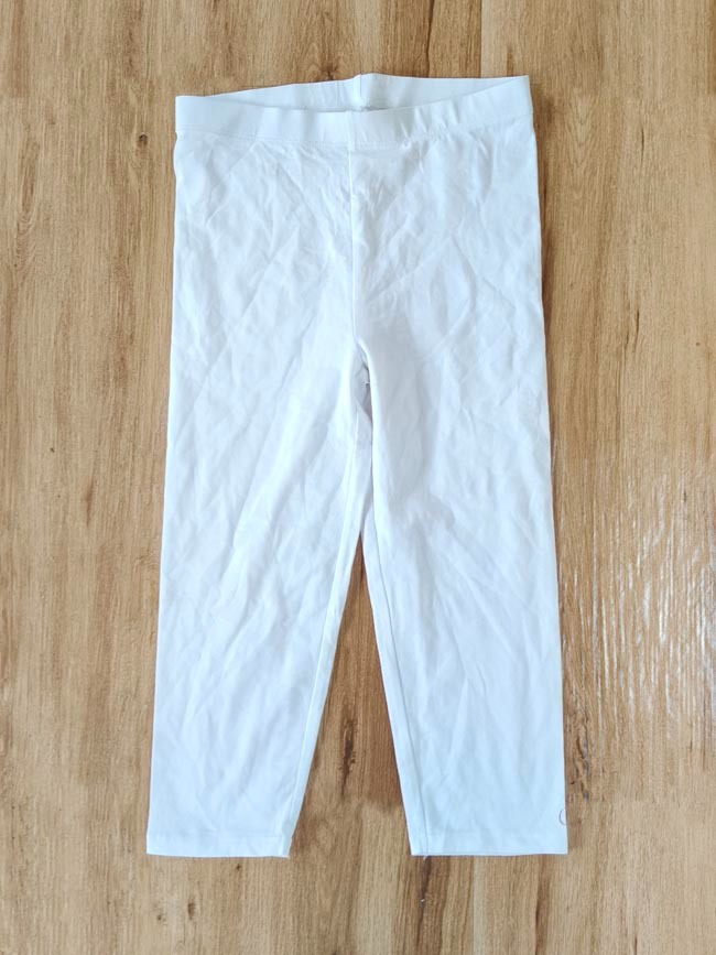G22236 | Orchestra Girls Stretch Knit Capris - Age Group: 92 To 152 (2 Years To 12 Years)