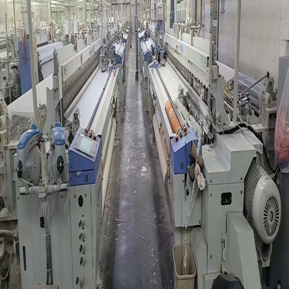 Red flag Air jet loom