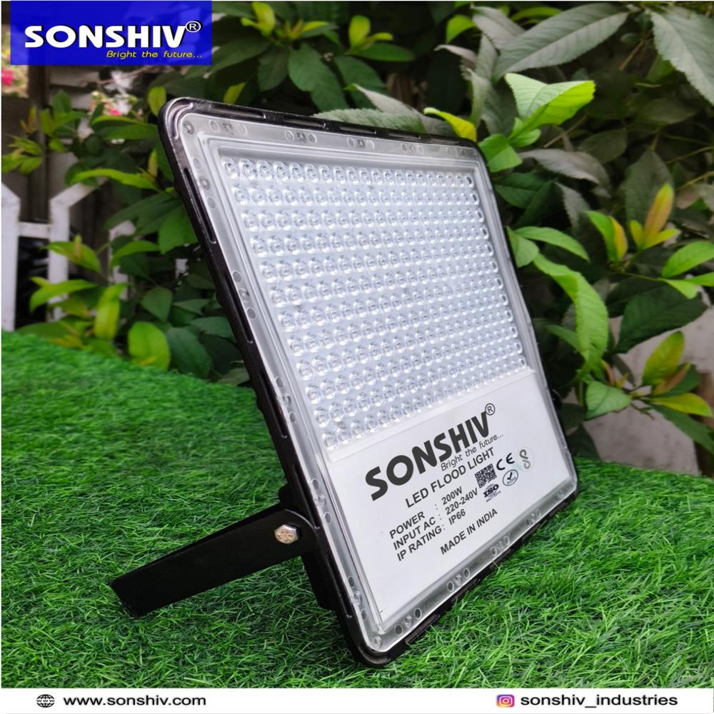 FLOOD LIGHT 200W