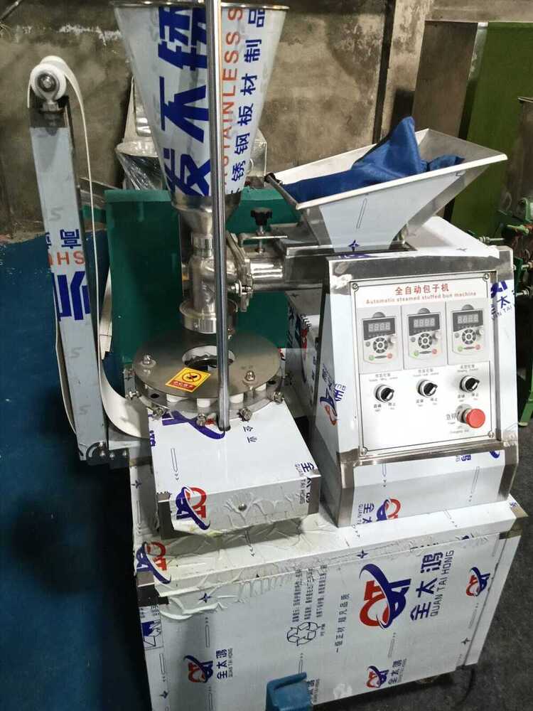 Momo Making Machine