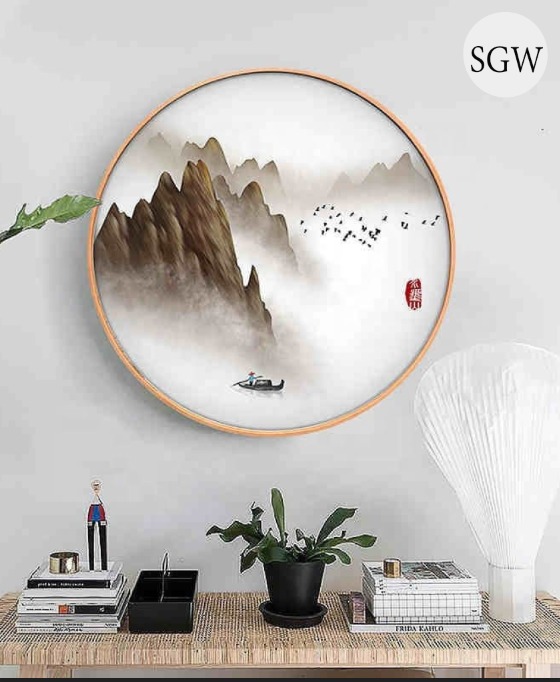 Stylish Round Mirror Frame - Application: Home