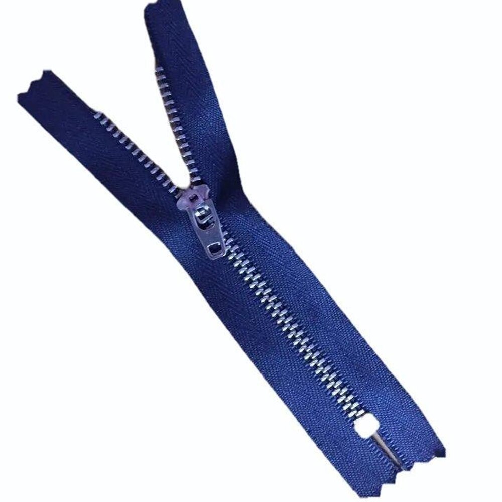 Colored Cfc Zipper Roll - Application: Commercial