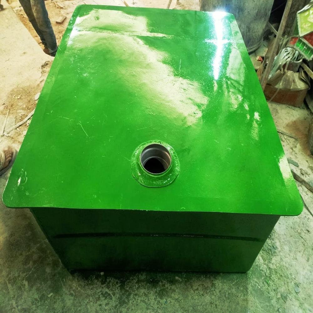 Frp Bio Digester Tank - Fiberglass Material, 1000 Liter/day Capacity, Green Color | Ideal For Industrial Sewage Collection & Treatment