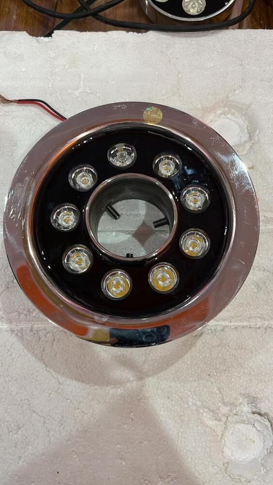 7 inch dia 27 watt Screw Type Nozzle Mounted FOuntain Light