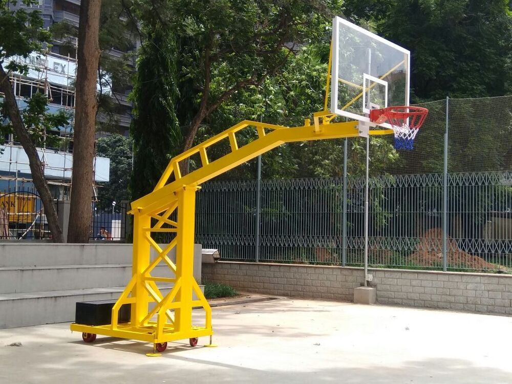 Basketball Pole Movable