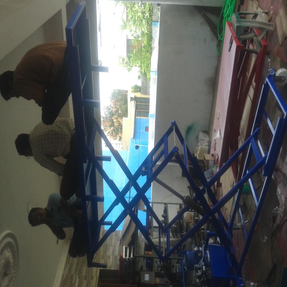 Heavy Duty Scissor Lift
