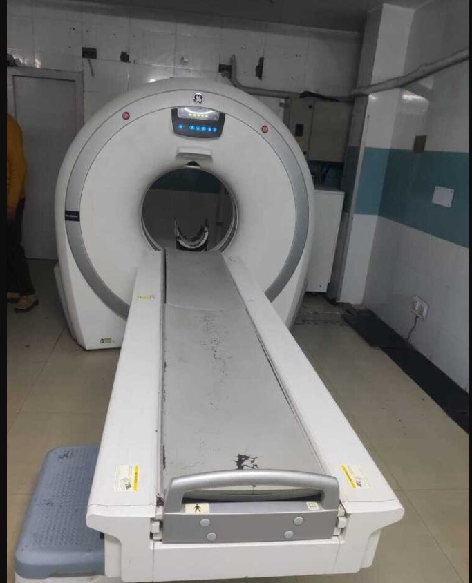 Open Mri Machine - Color: White