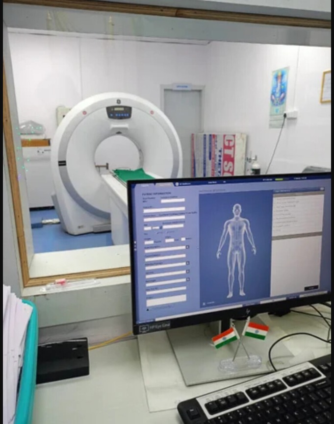 GE CT Scan Machine
