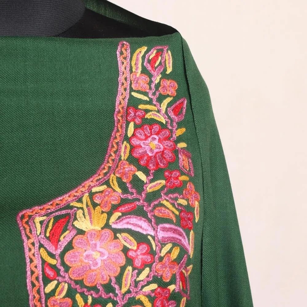 Ladies Embroidery Woolen Suits