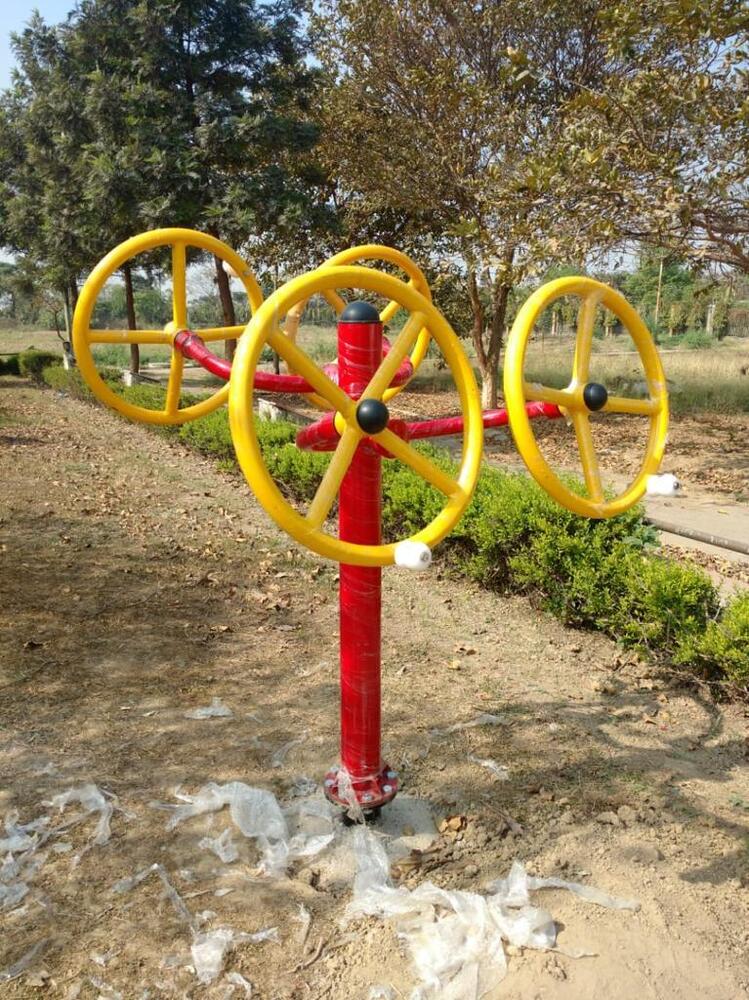 Outdoor Thi Chi Wheel
