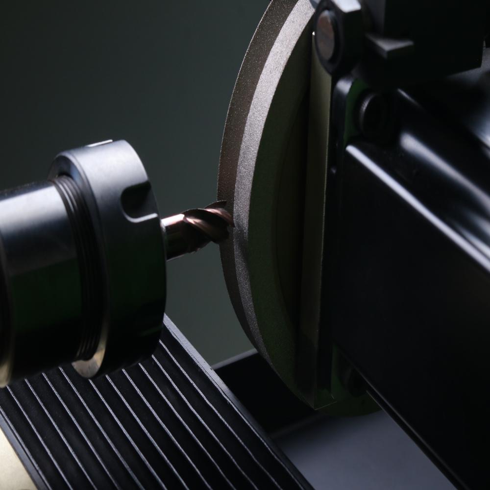 Tool Grinder Machine - General Use: Industrial