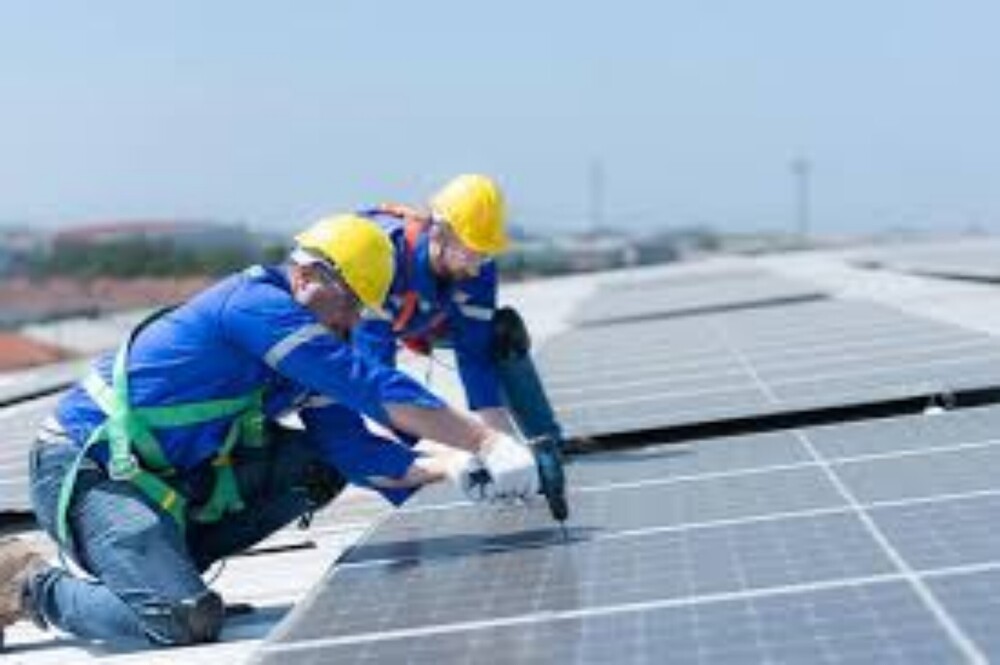 Industrial Rooftop Solar System Installation Services
