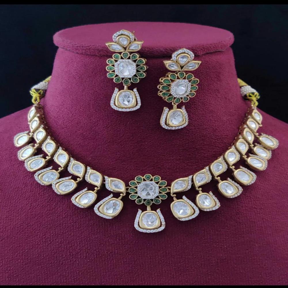 Opulent Kundan Necklace - Design: Choker