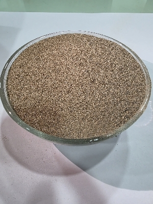 Bentonite Red Powder
