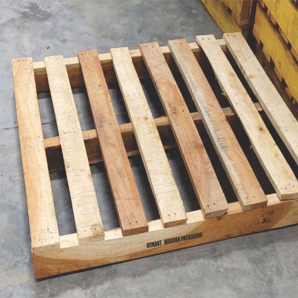 Heavy duty Wooden pallets