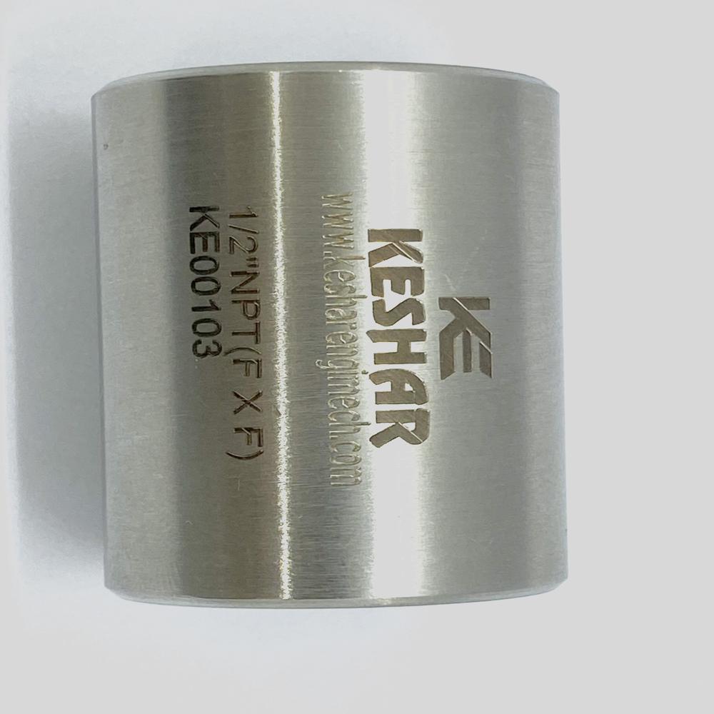 Instrumentation Pipe Coupling - Color: Metallic Silver
