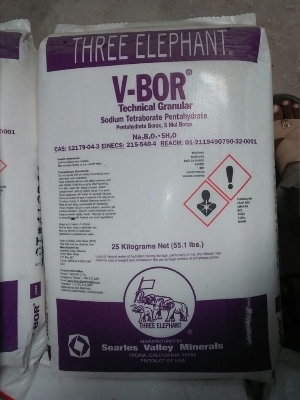 Borax v bor