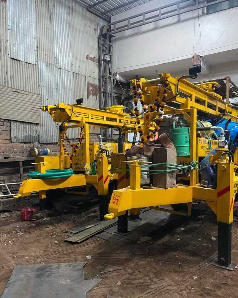 Tractor Mounted Drilling Rig - Automatic Grade: Semi-automatic