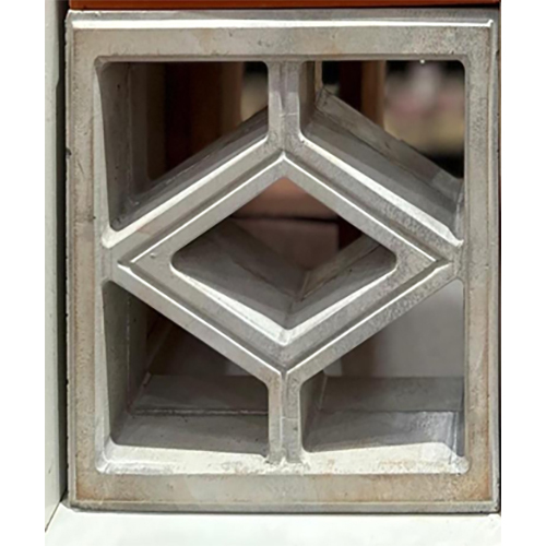 Tbw-Diamond Jaali - Color: Gray/Red/White