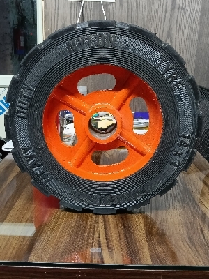 Bondded rubber wheel