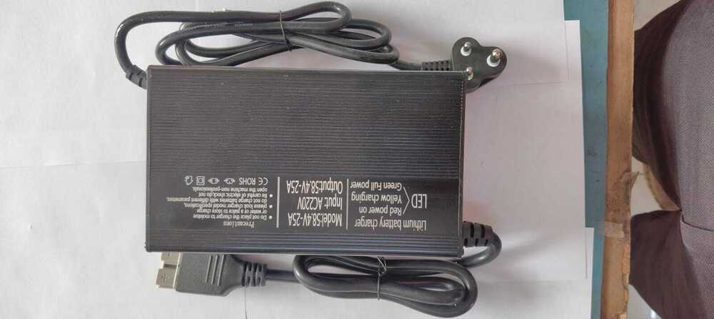 Ev Scooter 48V-25A Lithium Charger