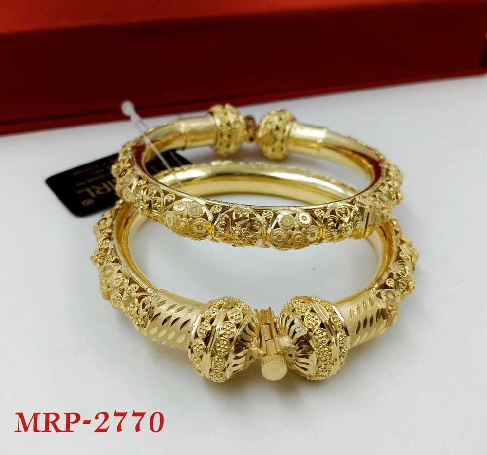 Ladies Bangles - Material: Lac / Resin With Gold Plated Metal Fittings