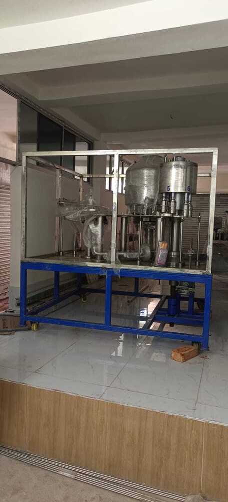60 Bpm Bottle Filling Machine - Stainless Steel 304/316, 3200x2400x2100mm, 60 BPM, Touch Screen HMI with PLC Control