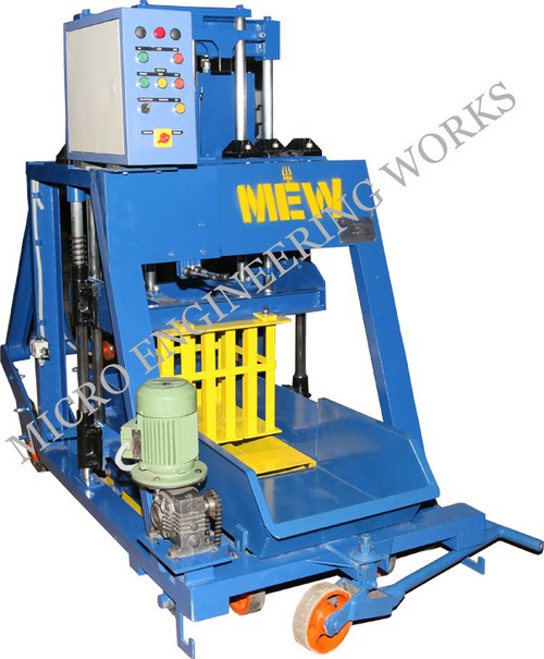 Hydraulic Concrete Block Making Machine Body Material: Steel