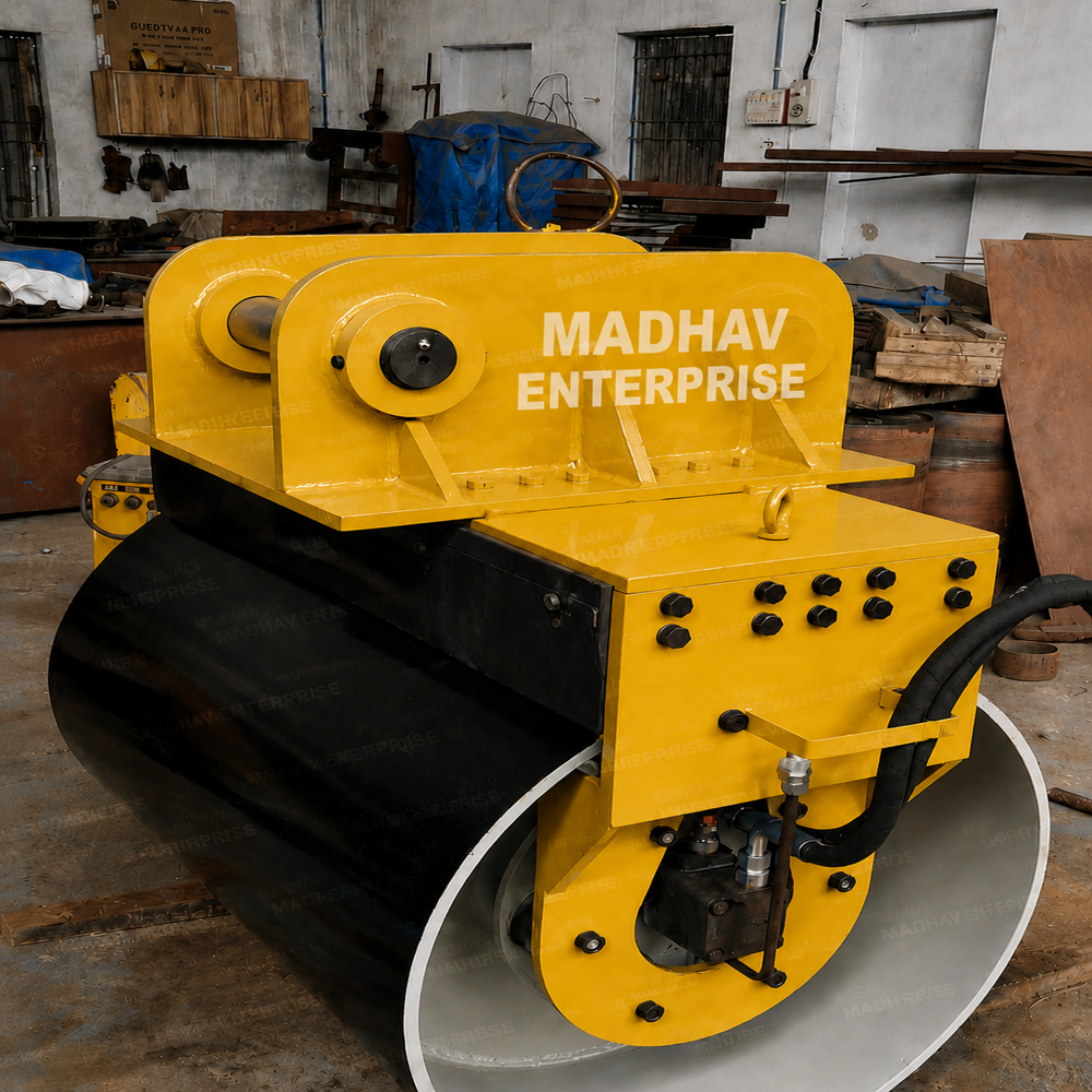Slope Compactor Machine