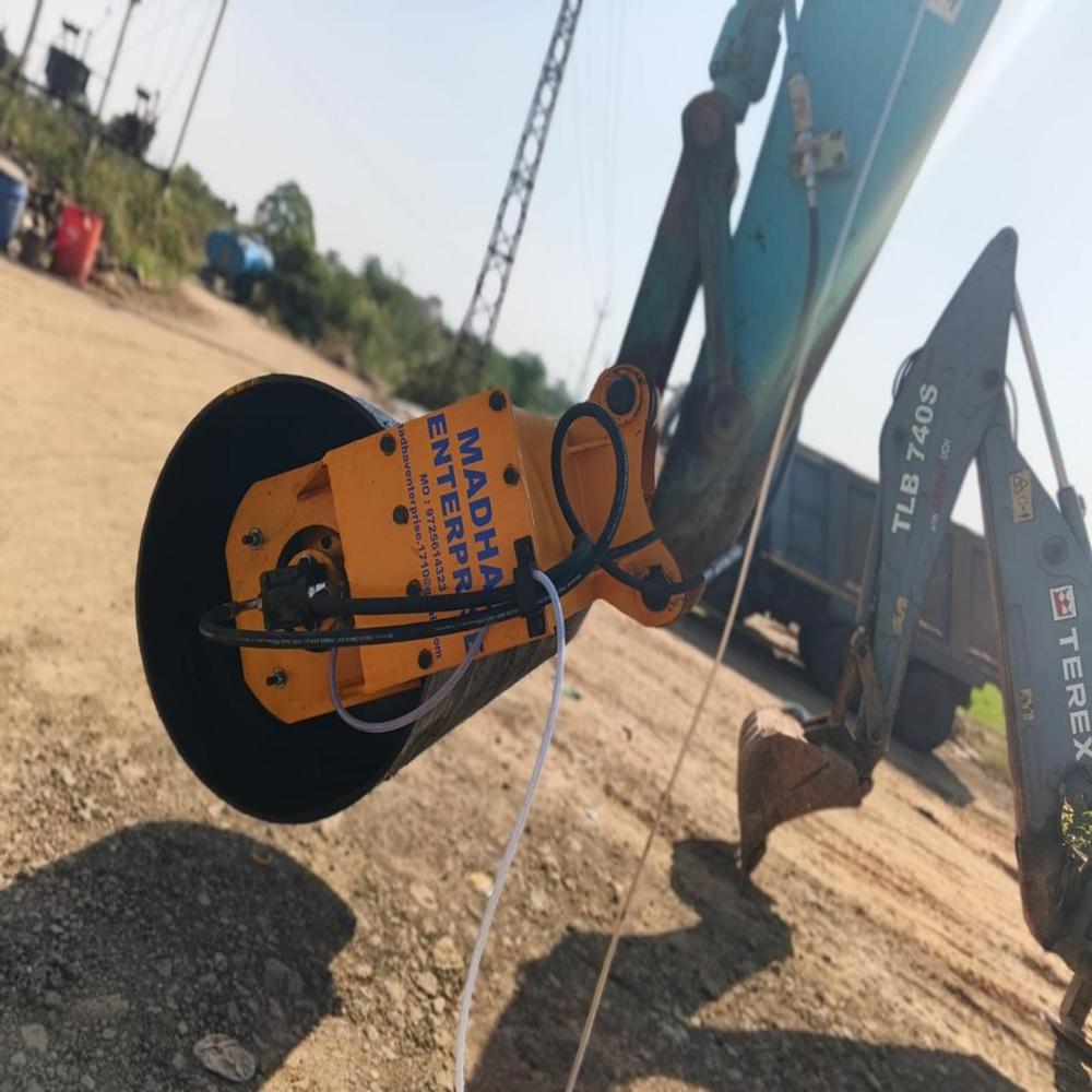 Slope Compactor Machine