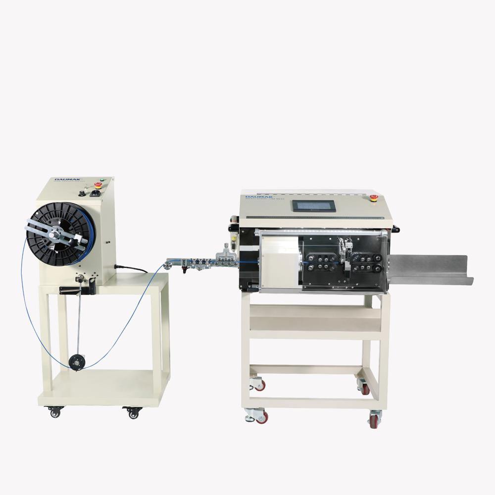 Automatic coaxial cable cutting stripping machine