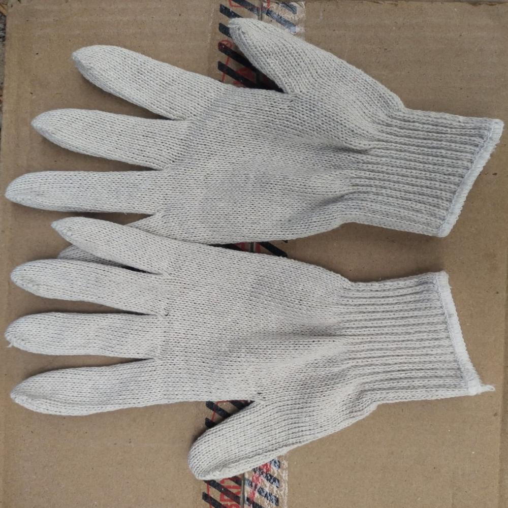 White Cotton Gloves