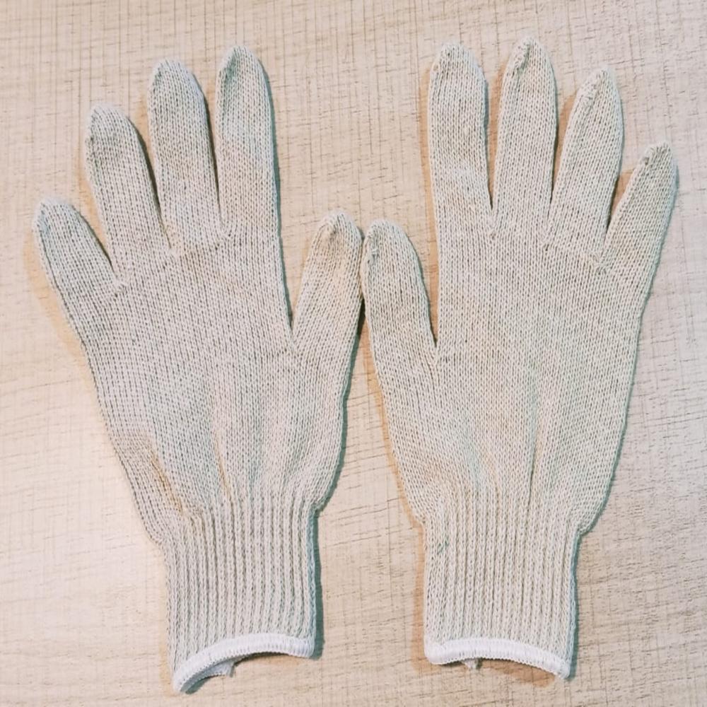 White Cotton Gloves