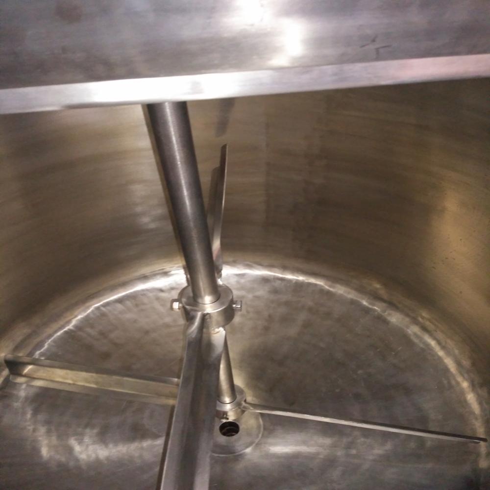 Bulk Milk Cooler - 100 LTS