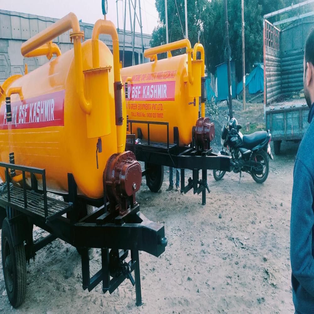 3000 Ltr capacity Sewer Suction Machine Mounted on Two Wheel Trailer Chassis