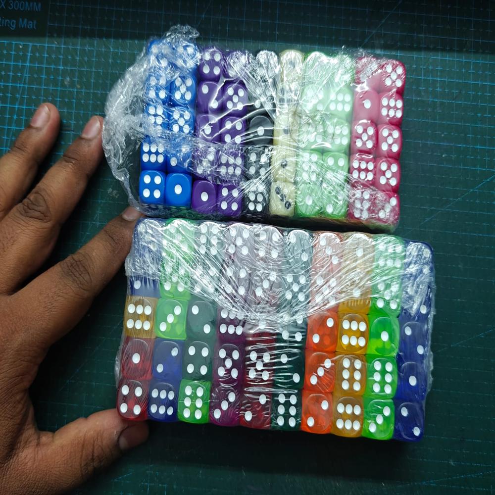 Acrylic dice 14mm